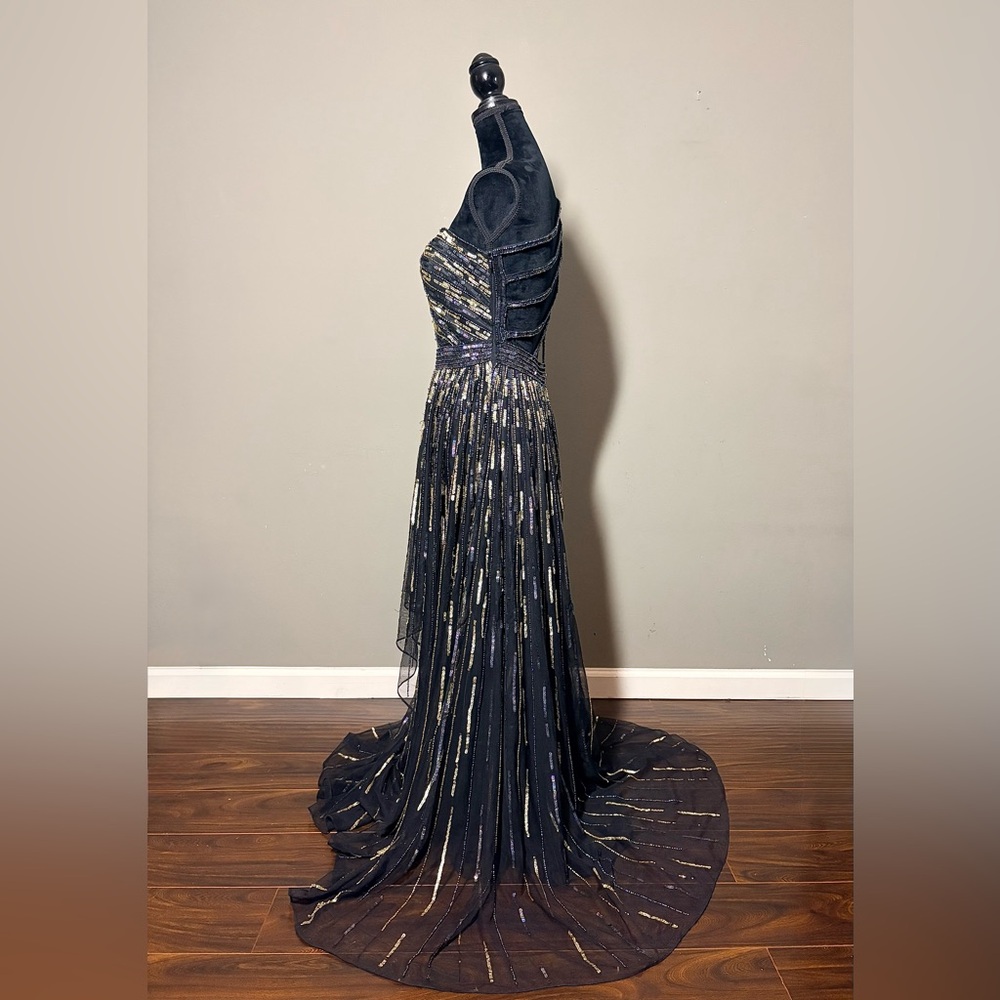 Mac Duggal Black and Gold One-Shoulder High-Low Evening Gown - Picture 5 of 16